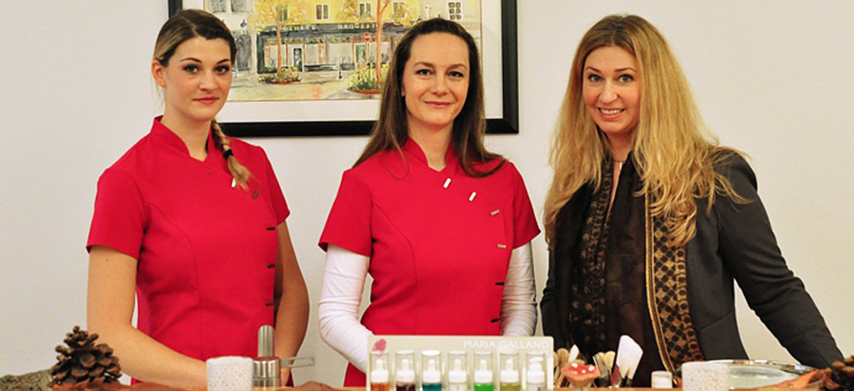 Das Kosmetikteam: Bigitt Krenn-Bösel mit zwei ihrer Mitarbeiterinnen